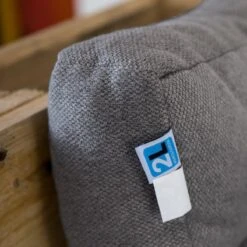 2L Home & Garden Rugkussen Metro Grijs - 60 X 40cm -Tuinmeubilair 1200x1200 1267