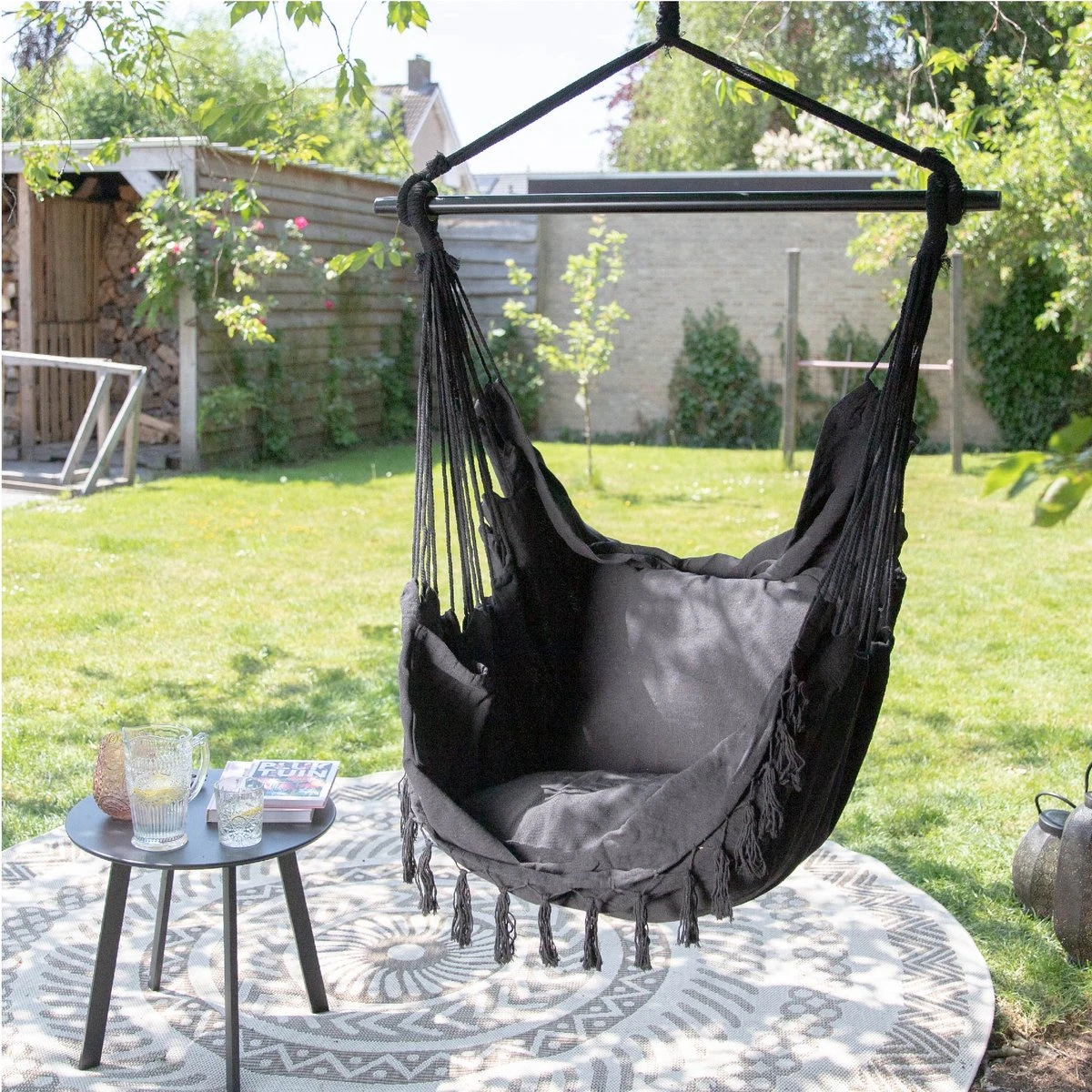 Vita5 XXL Hangstoel - Binnen&Buiten Hangnest - Incl. 2 Kussens En Boekenvak - Volwassenen&Kinderen - Hangmatstoel Tot 225kg - Zwart 12 Vita5 XXL Hangstoel - Binnen&Buiten Hangnest - Incl. 2 Kussens En Boekenvak - Volwassenen&Kinderen - Hangmatstoel Tot 225kg - Zwart - Afbeelding 10