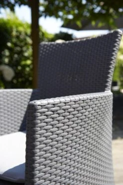 Allibert Iowa Tuinstoel - 60x62x89cm – Grafiet 21 Allibert Iowa Tuinstoel - 60x62x89cm – Grafiet -Tuinmeubilair 798x1200 1